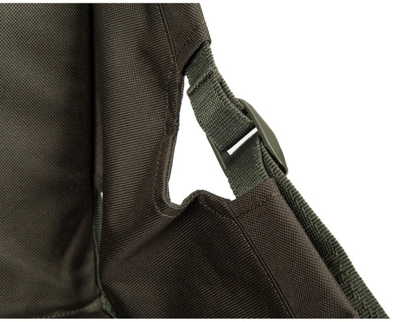 Krzeszło z torbą i szelkami Fox Rage Predator Ruck Chair